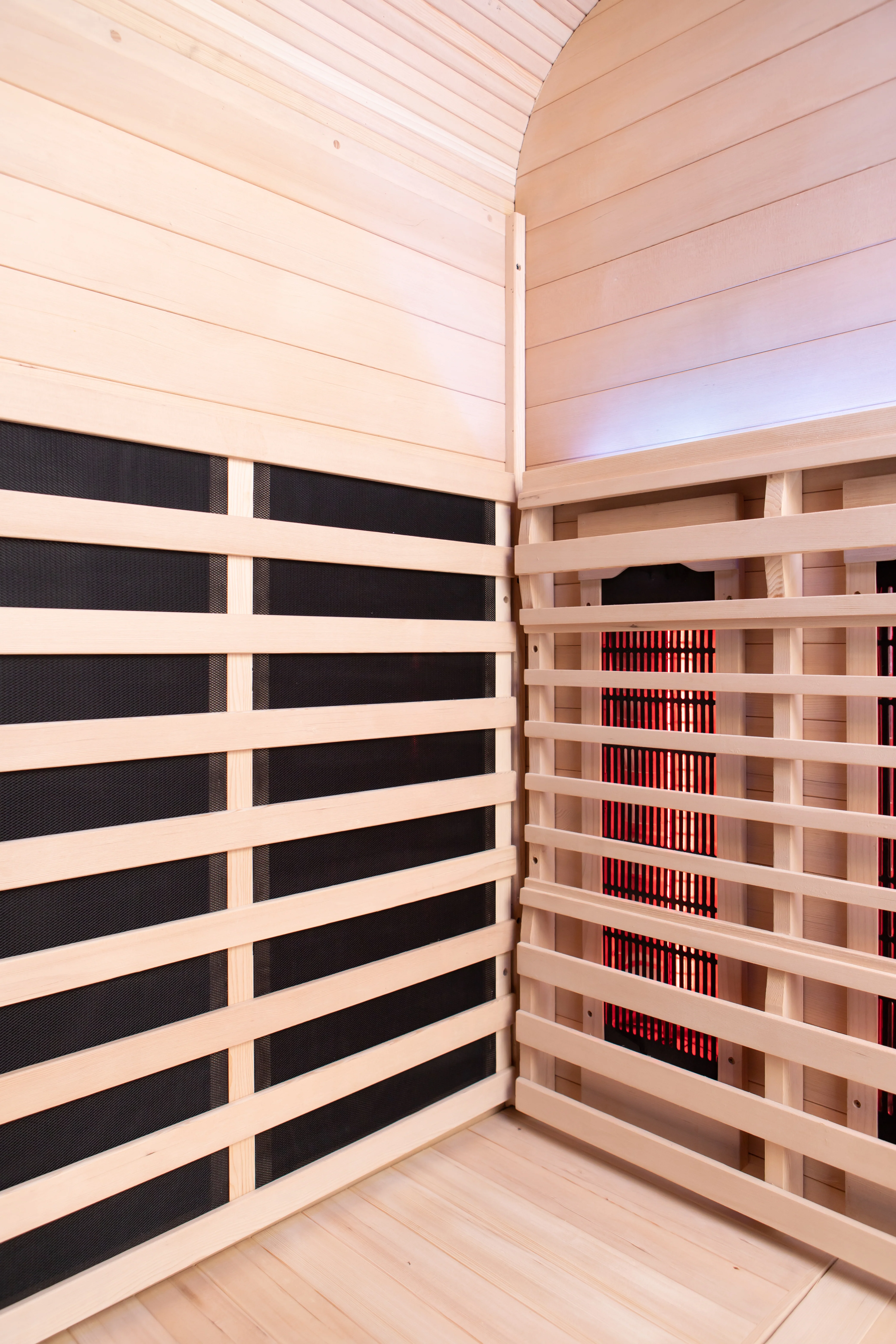 El Capitan 4-Person Outdoor Full Spectrum Infrared Sauna with Full-Body Medical-Grade Red Light Therapy and Smart WiFi App Control - Image 23