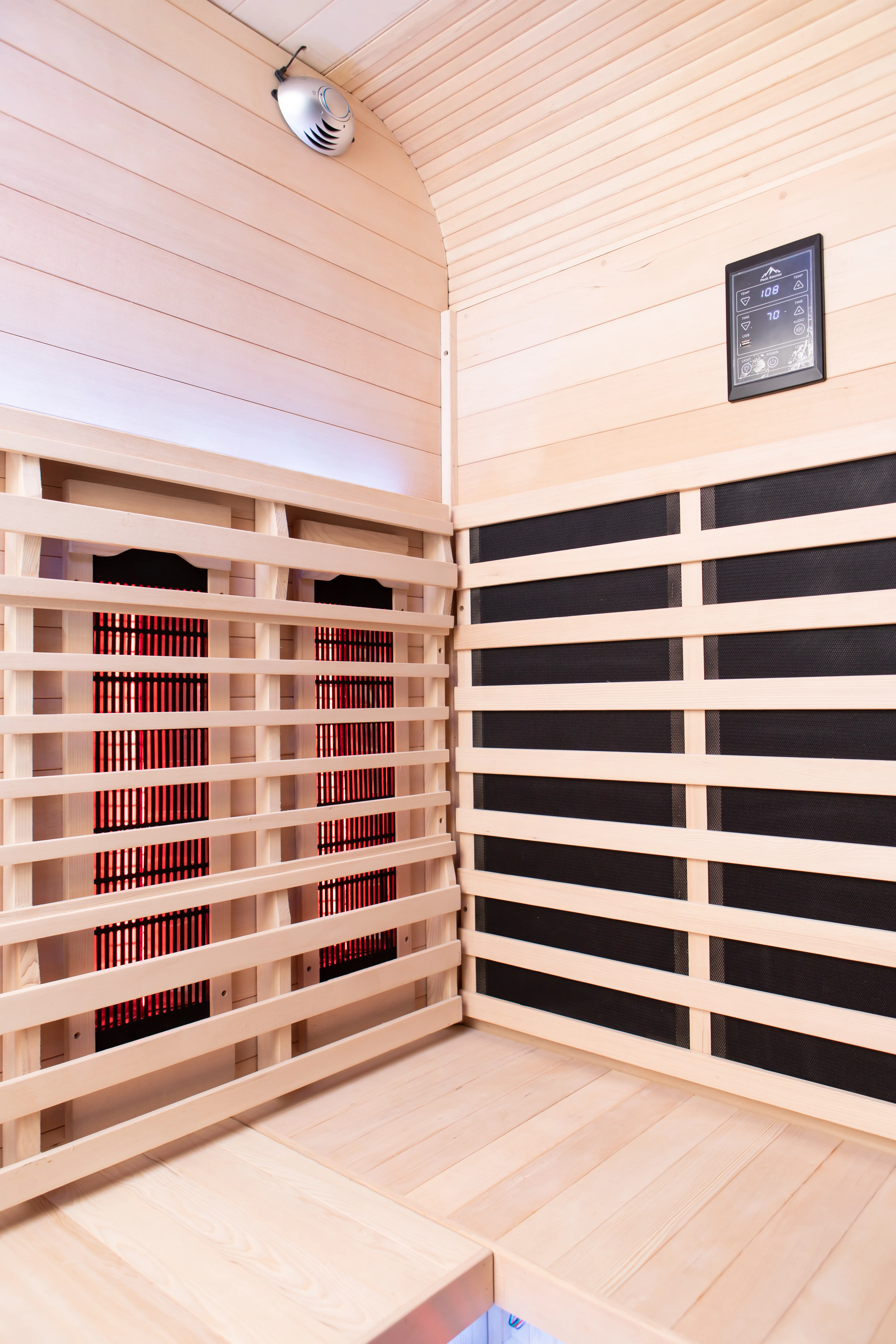 El Capitan 4-Person Outdoor Full Spectrum Infrared Sauna with Full-Body Medical-Grade Red Light Therapy and Smart WiFi App Control - Image 25