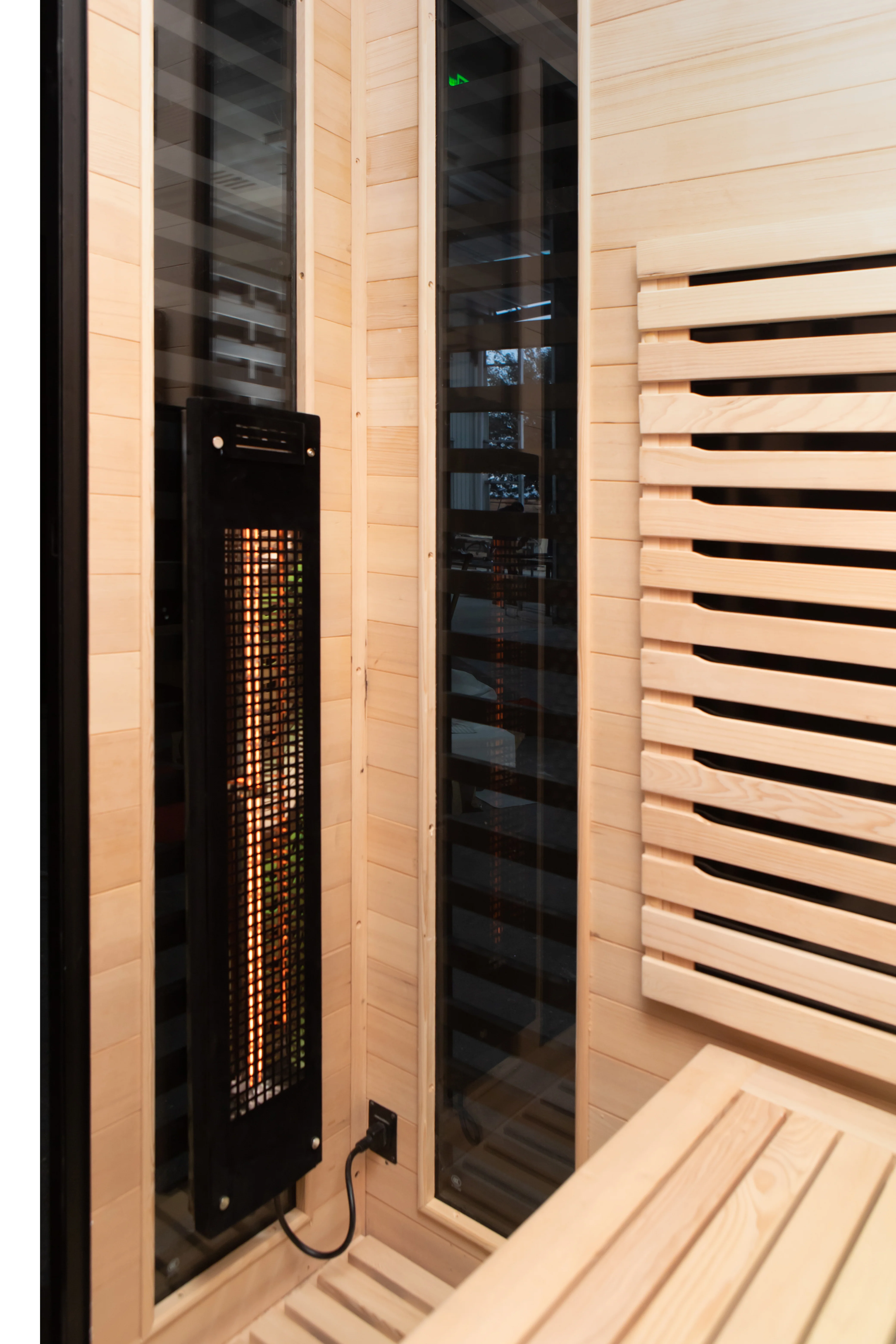 Kilimanjaro 5-Person Outdoor Full Spectrum Infrared Sauna with Full-Body Medical-Grade Red Light Therapy and Smart WiFi App Control - Image 28