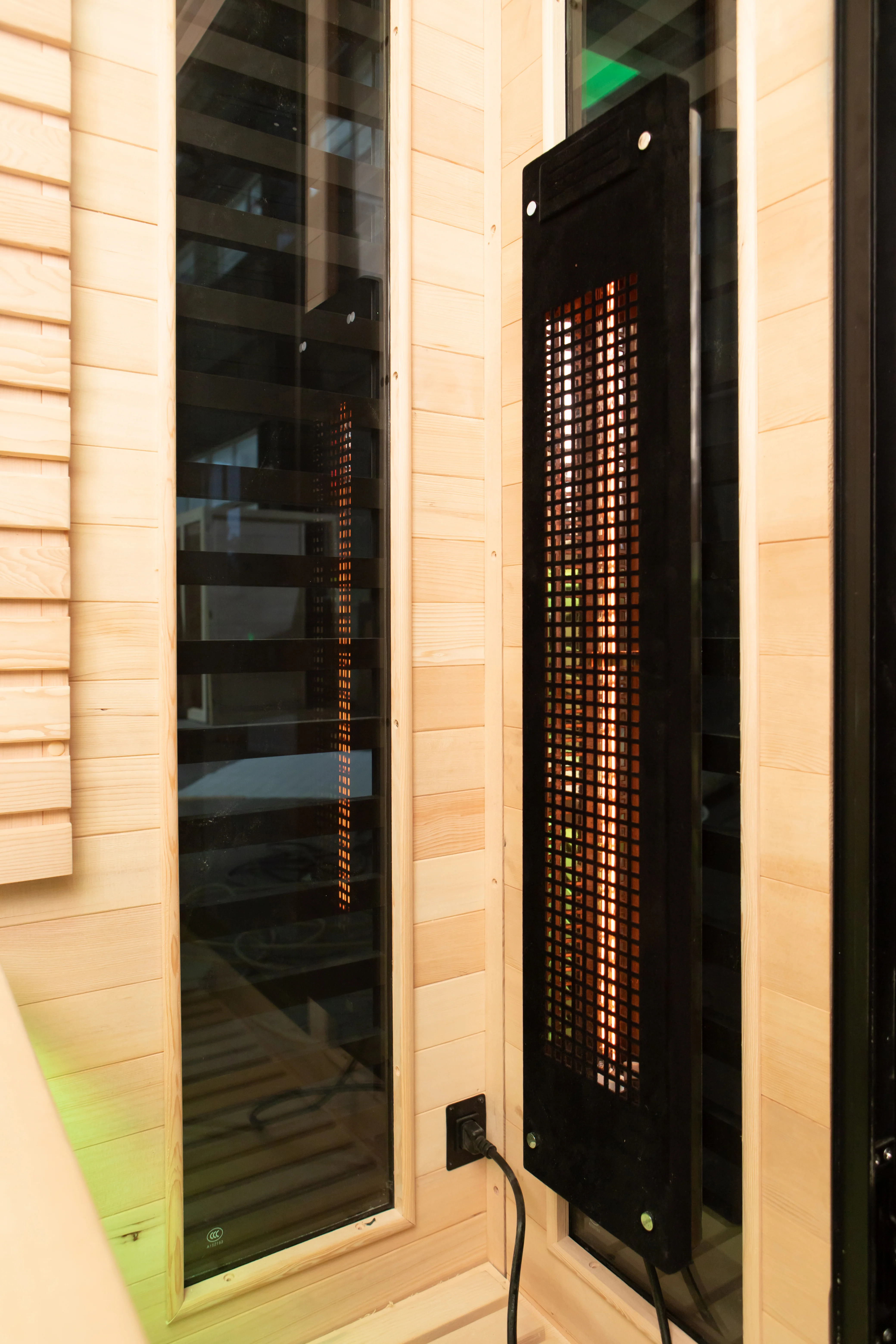 Kilimanjaro 5-Person Outdoor Full Spectrum Infrared Sauna with Full-Body Medical-Grade Red Light Therapy and Smart WiFi App Control - Image 29
